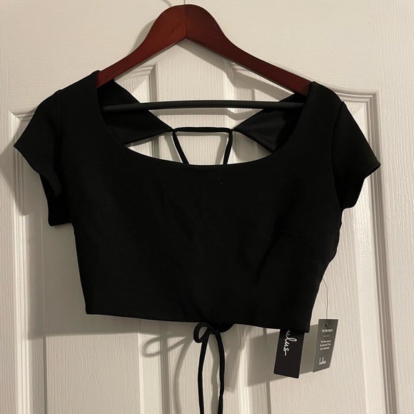 NWT Lulu’s Black Two-piece crop top and skort set - Picture 1 of 6